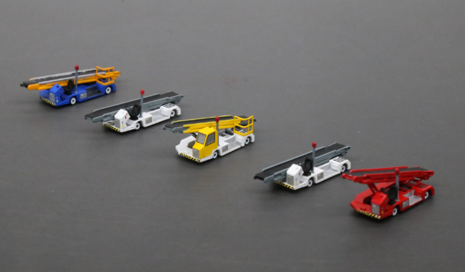 1:400/200/144 Scale Airport Cargo Loader & Belt Loader Models ...