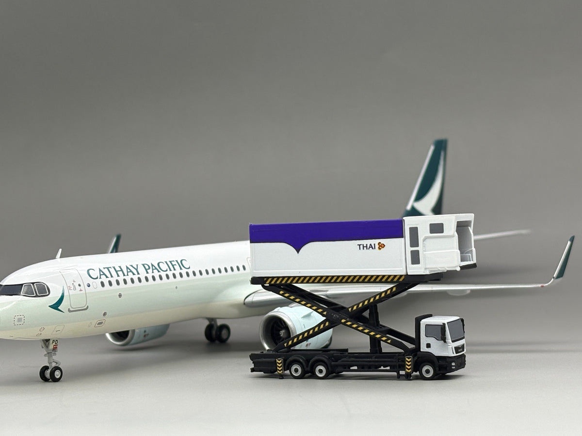 Scale 1:200/144 Airport THAI AIR Catering truck printed Finished 3D Model car