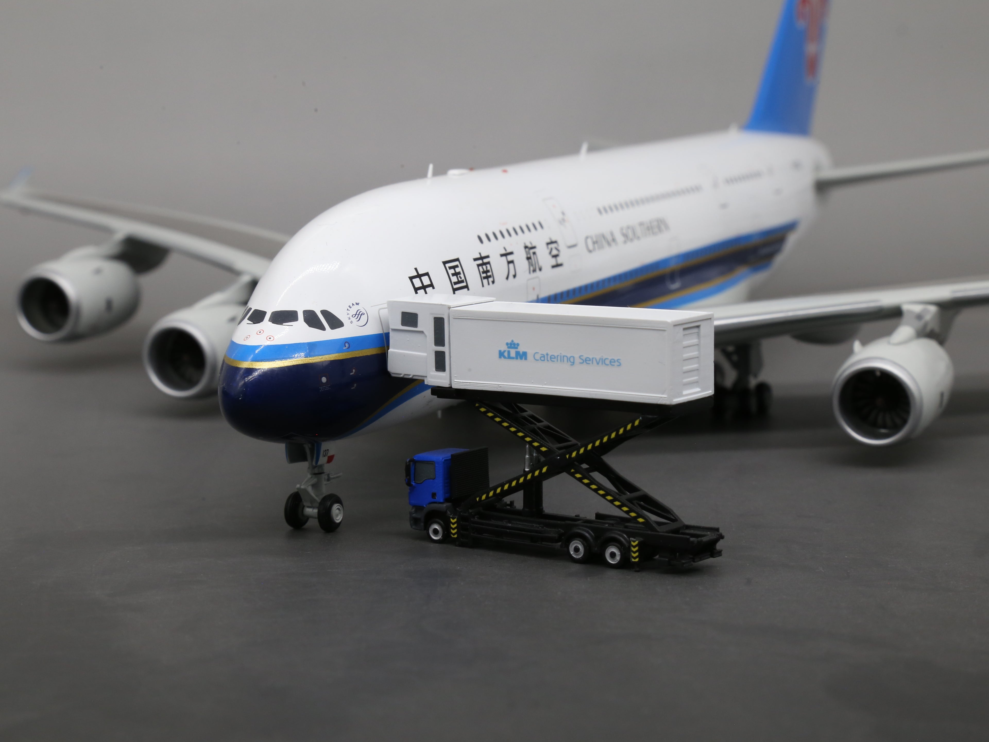 Scale 1:400/200/144 Airport KLM Catering truck handmade printed Finished 3D Modeling car