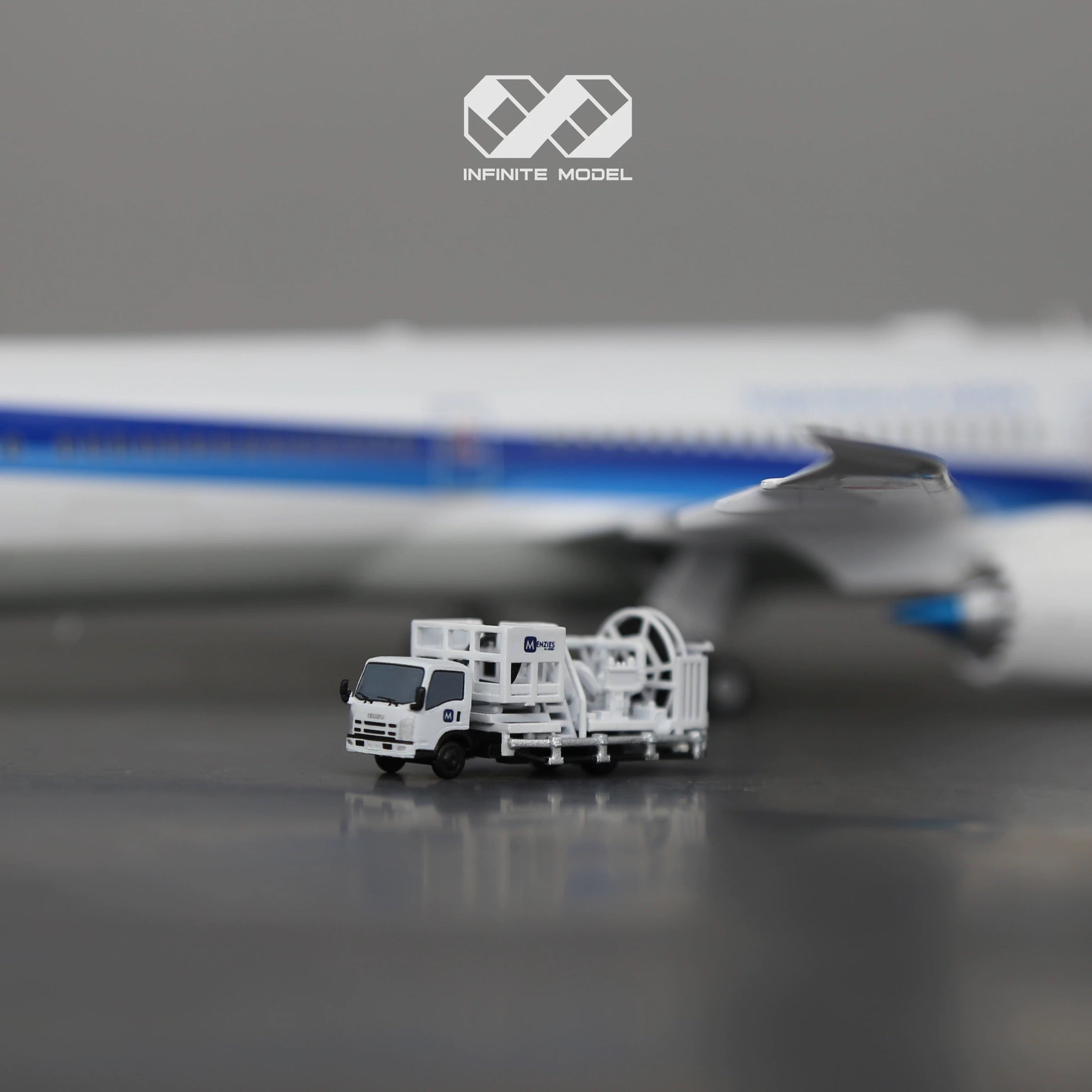 Scale 1:200/144 Airport Menzies FUEL TRUCK Finished printed 3D Model