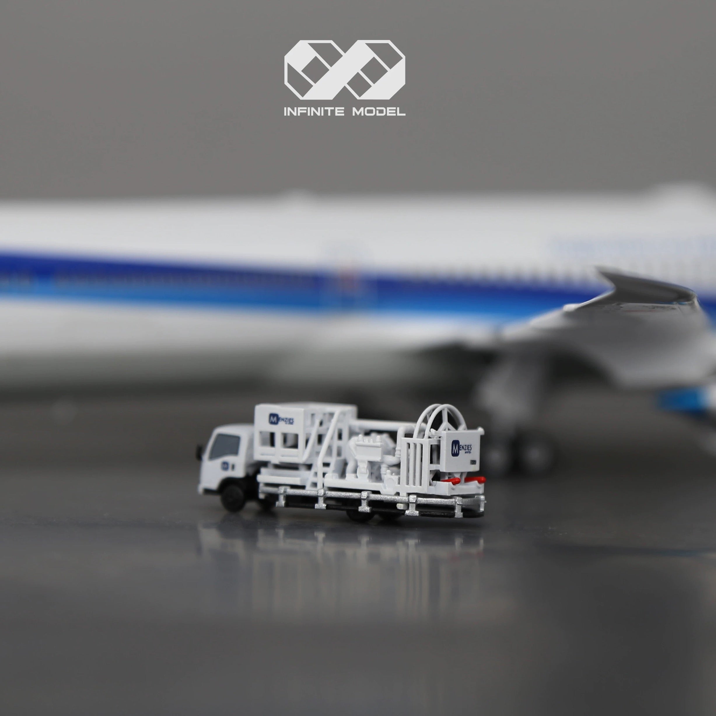 Scale 1:200/144 Airport Menzies FUEL TRUCK Finished printed 3D Model