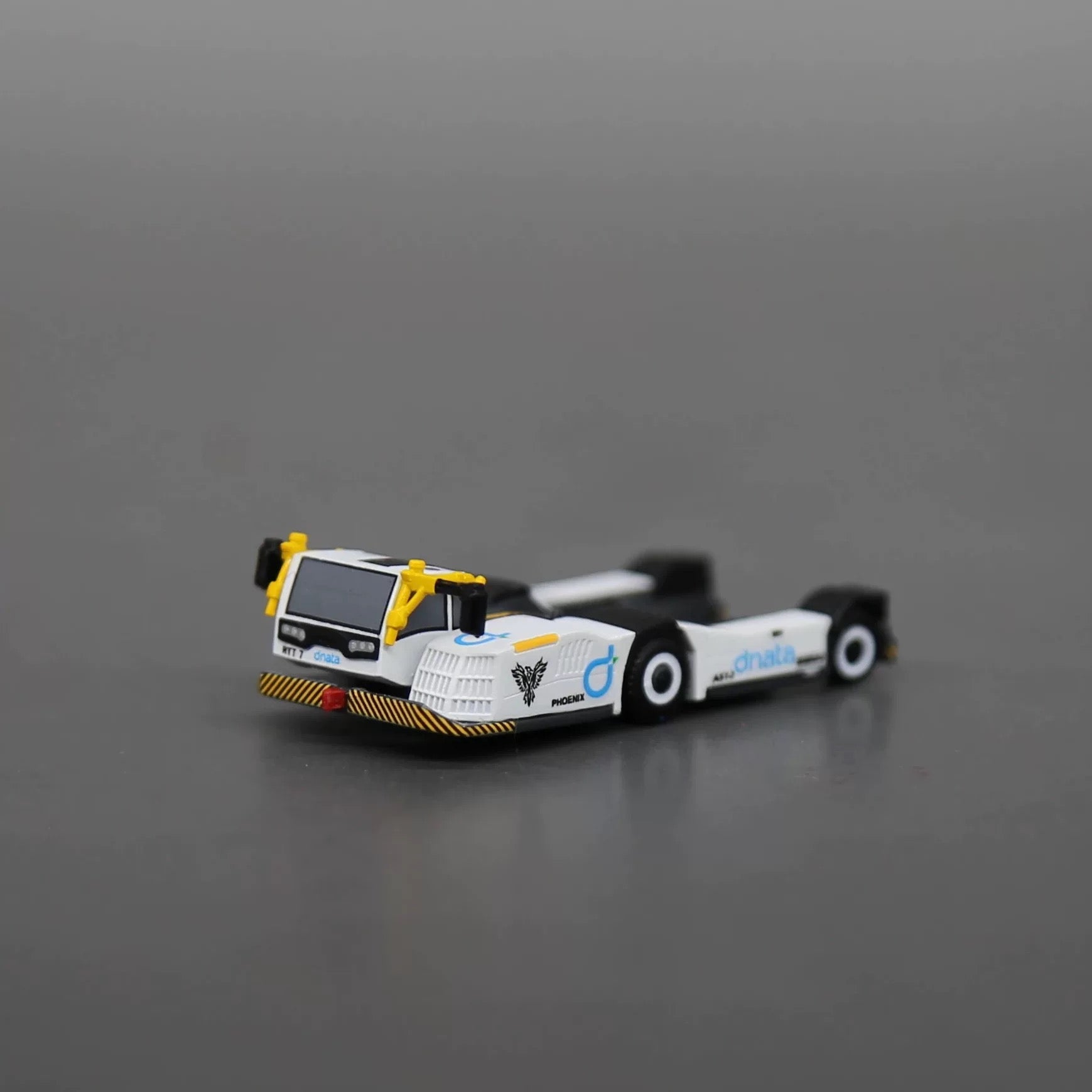 1/200 Airport AST-2 DNATA towbarless-tractor Finished 3D Model