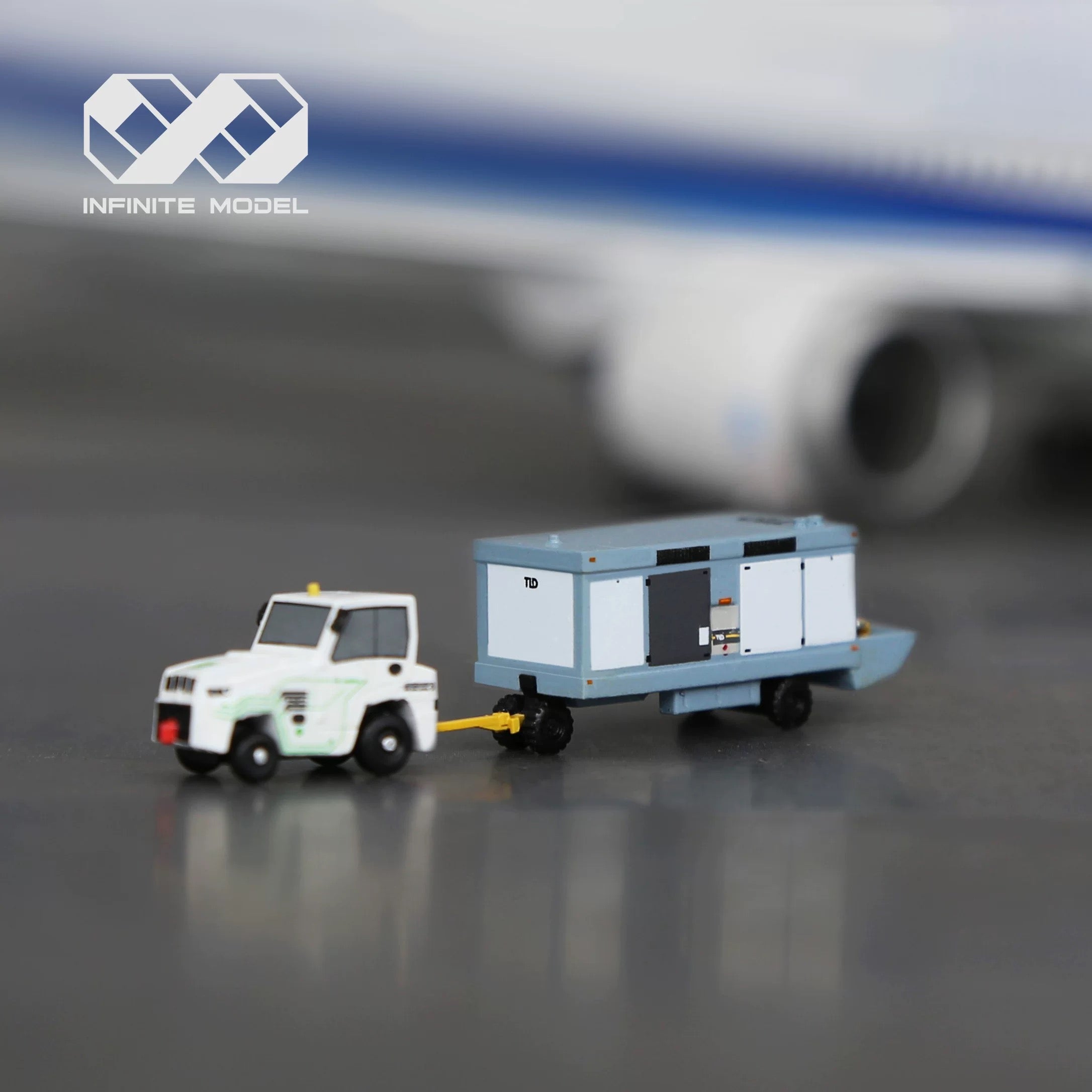 Scale 1:200 Aircraft starter vehicle ASU-600 Finished 3D Model