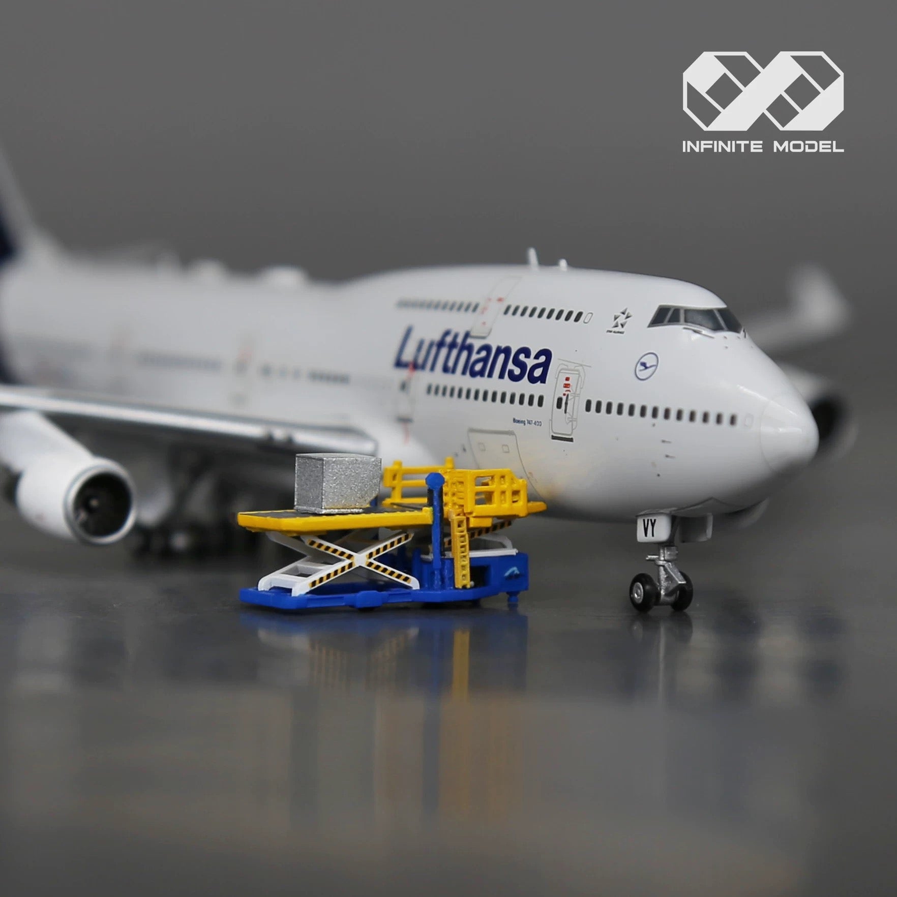 Scale 1:400 blue trepel champ70 airport cargo loader Finished Painted Printed 3D Model