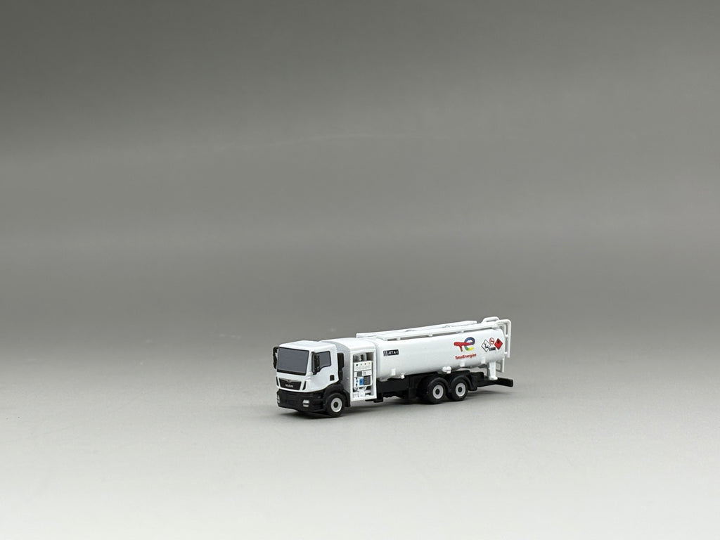 Scale 200 MAN single-axle Total energies Gas refueler truck GSE printed Finished 3D Model