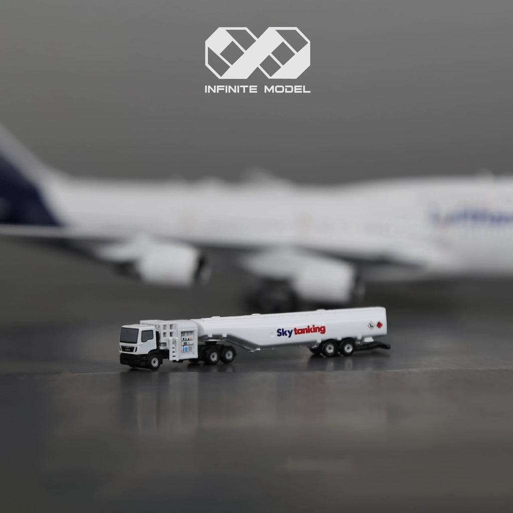 1/400 Aircraft Skytanking Gas Refueler Finished Printed 3D Model