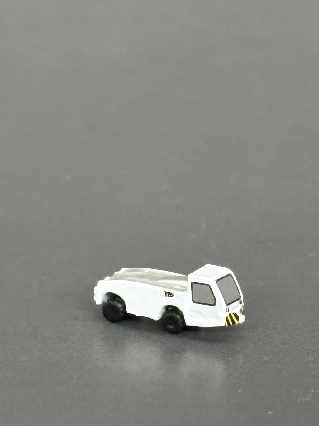 Scale 1:400 Airport TLD TMX-150 Aircraft towing car Finished Painted Printed 3D Model