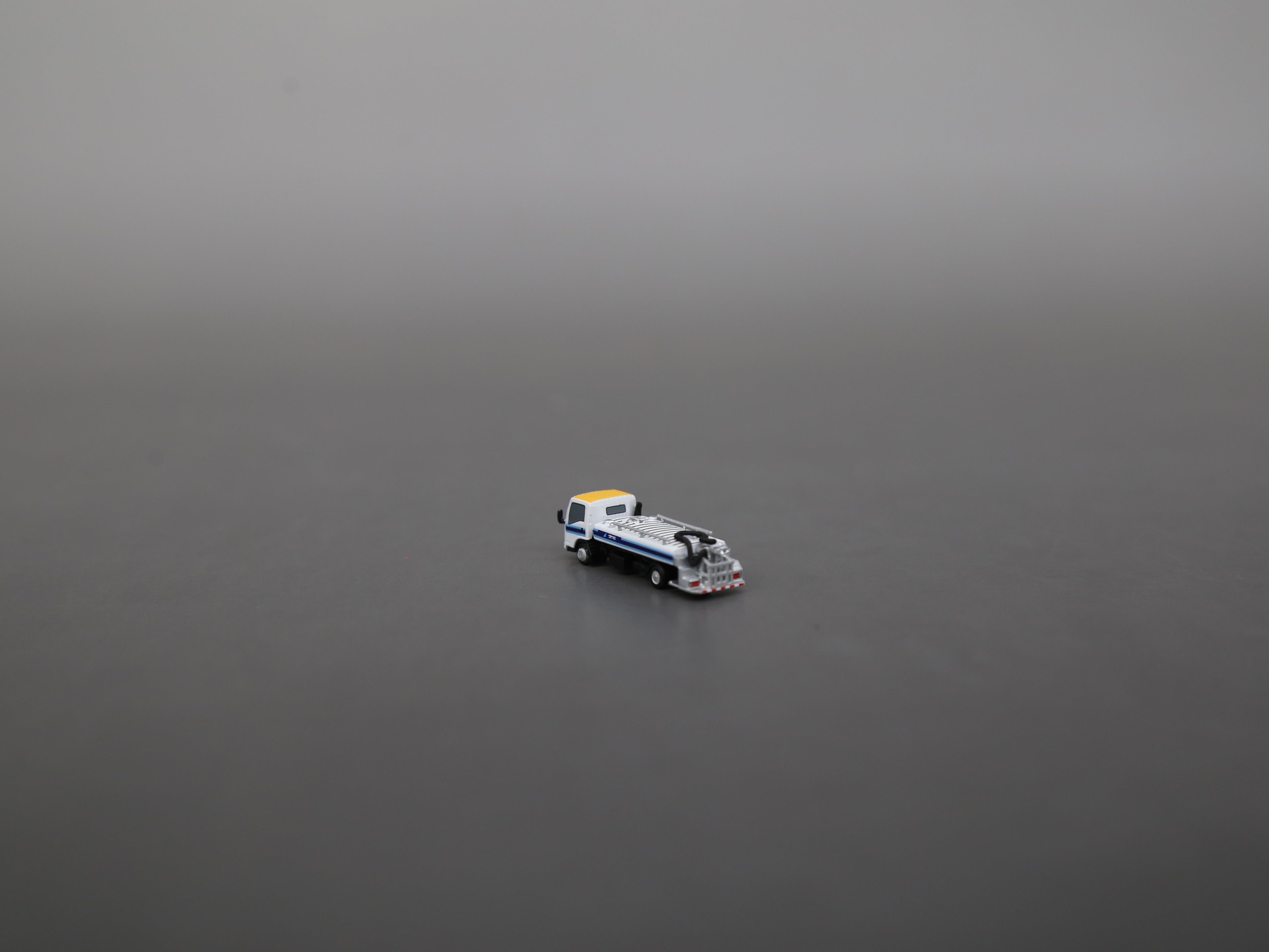 1/200 Airport ISUZU Lavatory Service Truck Finished printed 3D Model