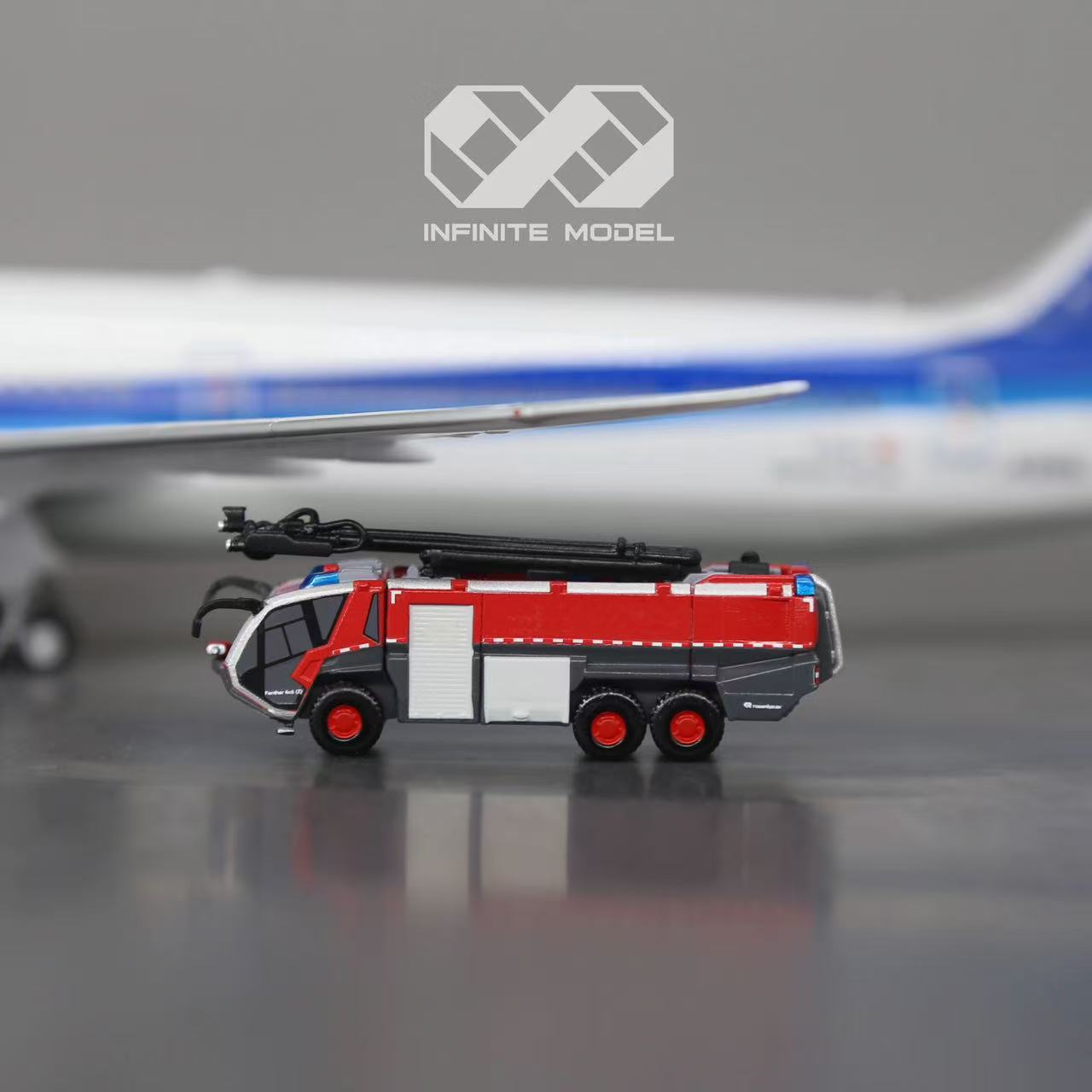Scale 1:200 airport Panther 6x6 HRET fire truck Painted Printed 3D Model