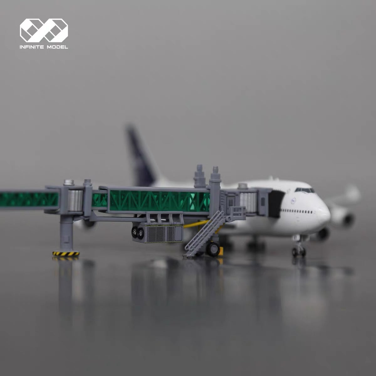 Scale 1:400 Passenger Boarding Bridge Model 3D Printed Finished