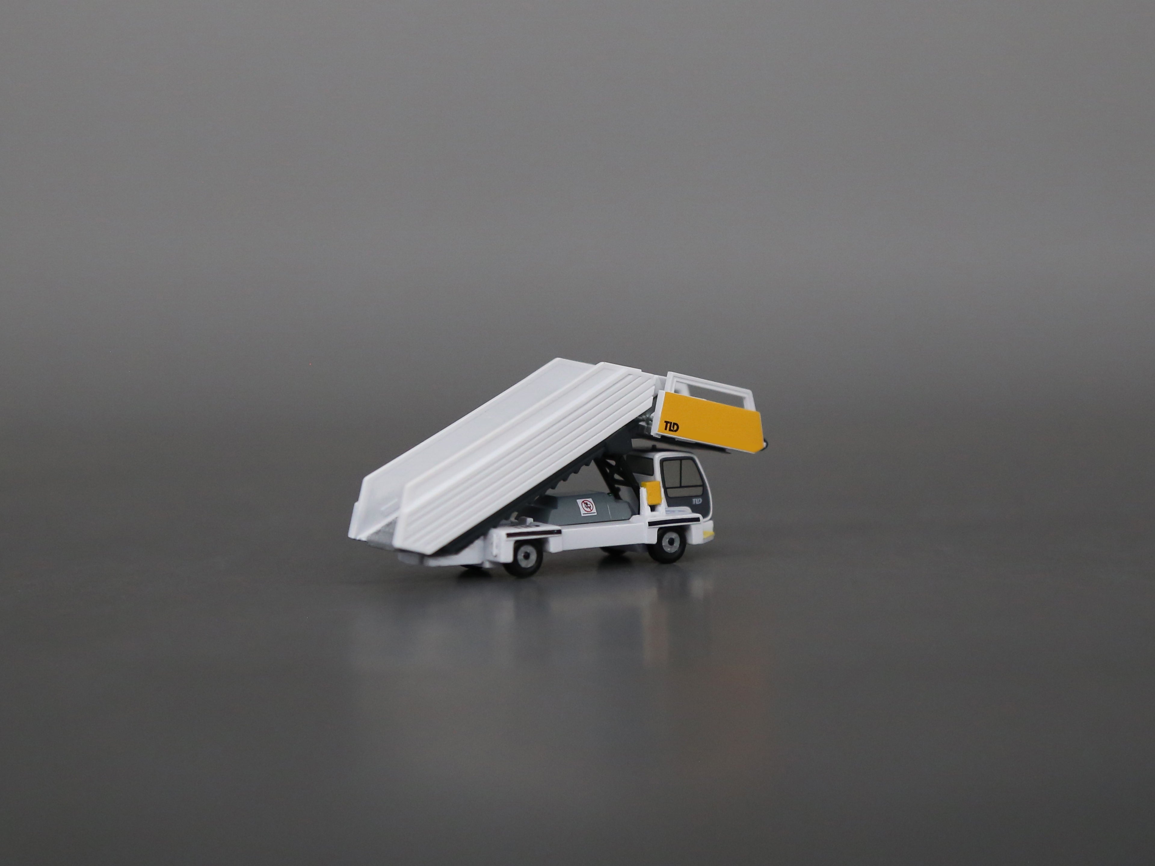 Scale 1:400/200/144 Airport staircase truck handmade printed Finished 3D Modeling car