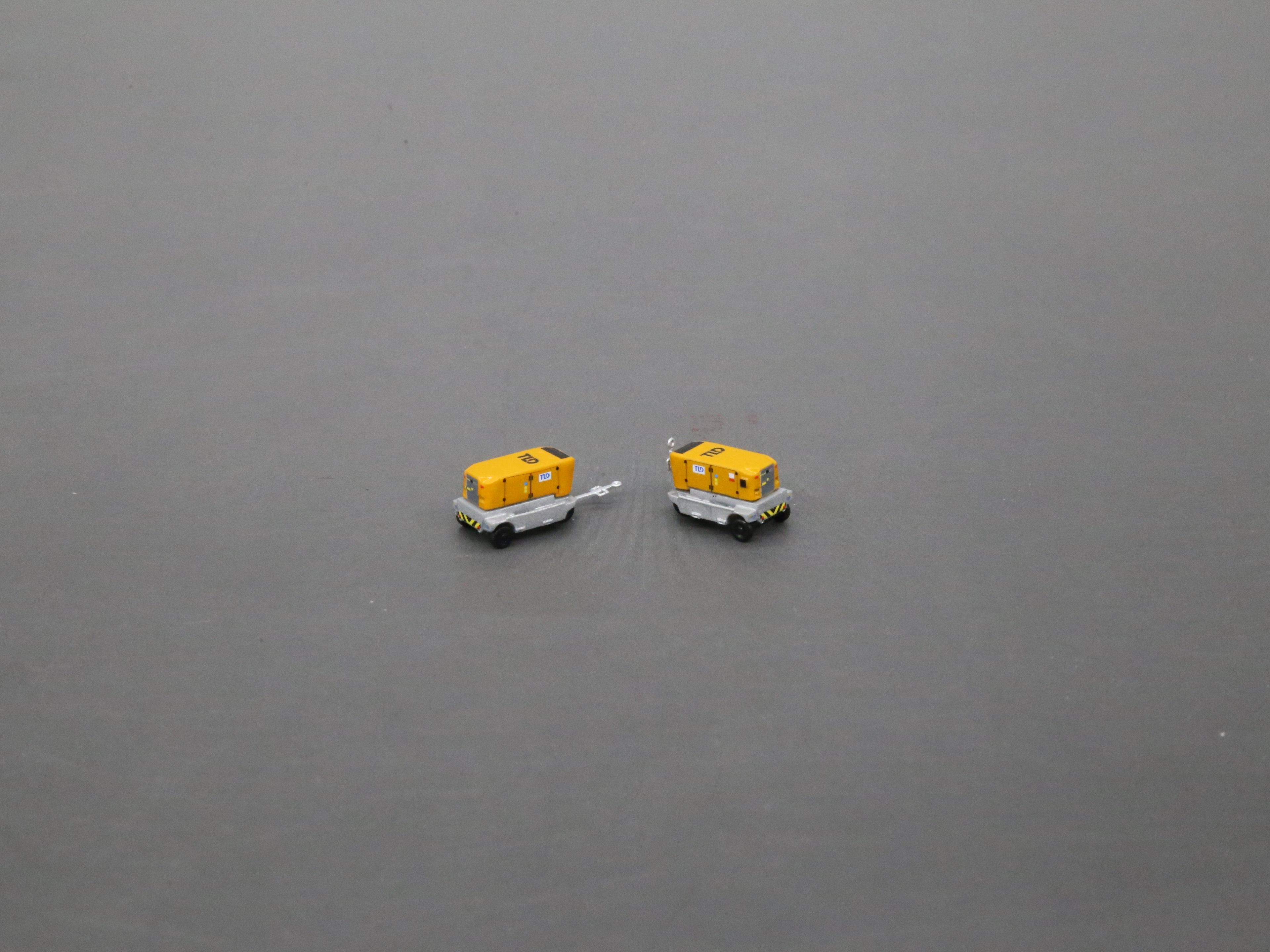 1/200 Airport  GPU-409 Ground Power Unit Car Finished Painted Printed 3D Model