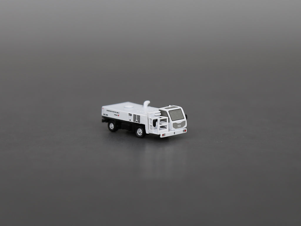 Scale 1:400/200 Swissport TLD WSP-900 Portable water servicing vehicle Painted Printed 3D Model
