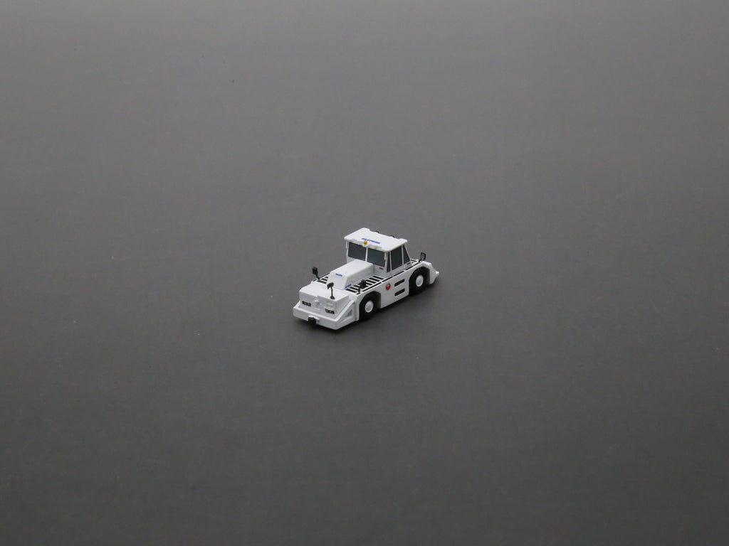 1/200 Airport WT-250 ANA/JAL tractor Finished 3D Model