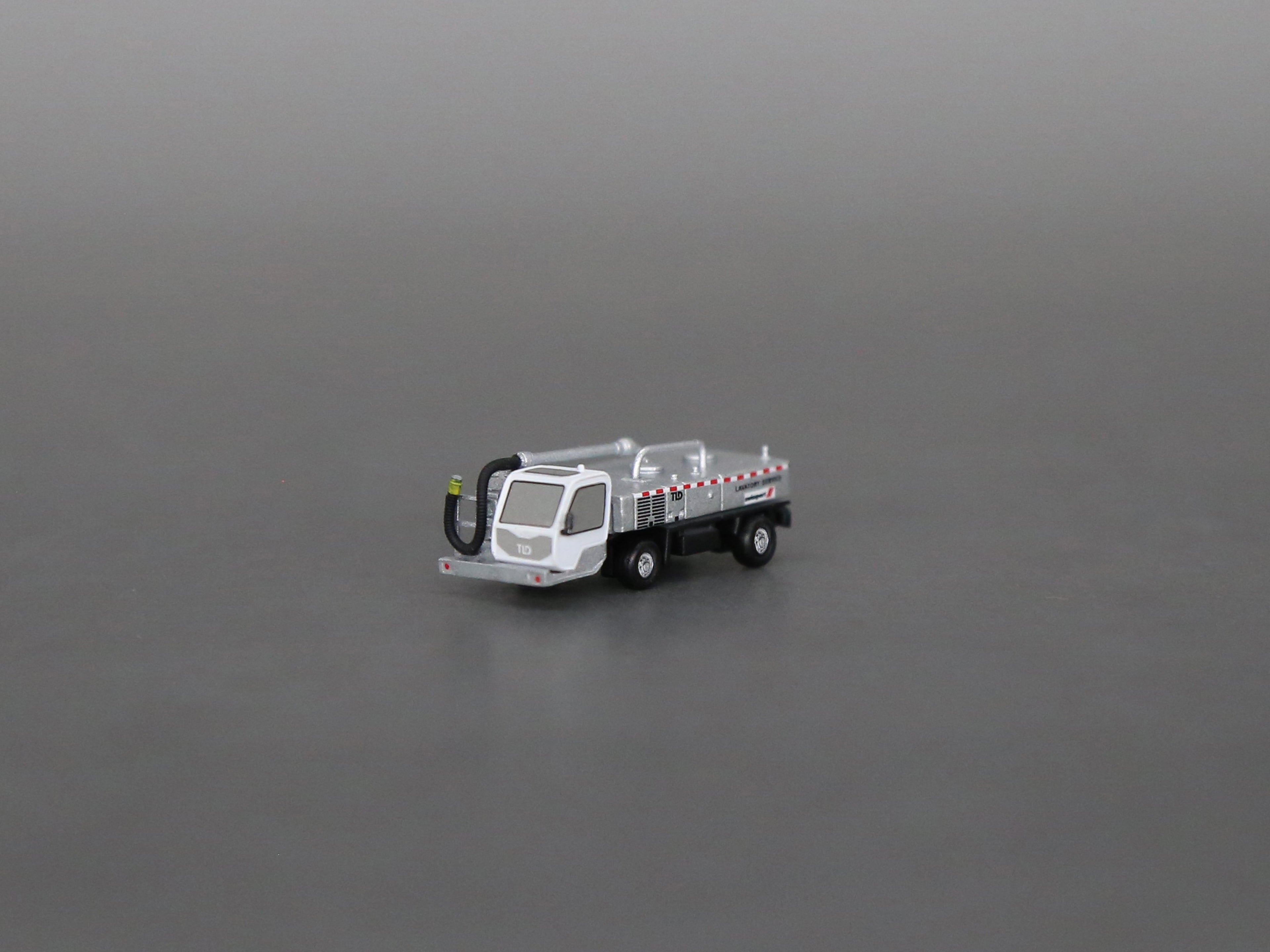 Scale 1:400/200 Swissport TLD LSP-900 Lavatory Truck Painted Printed 3D Model