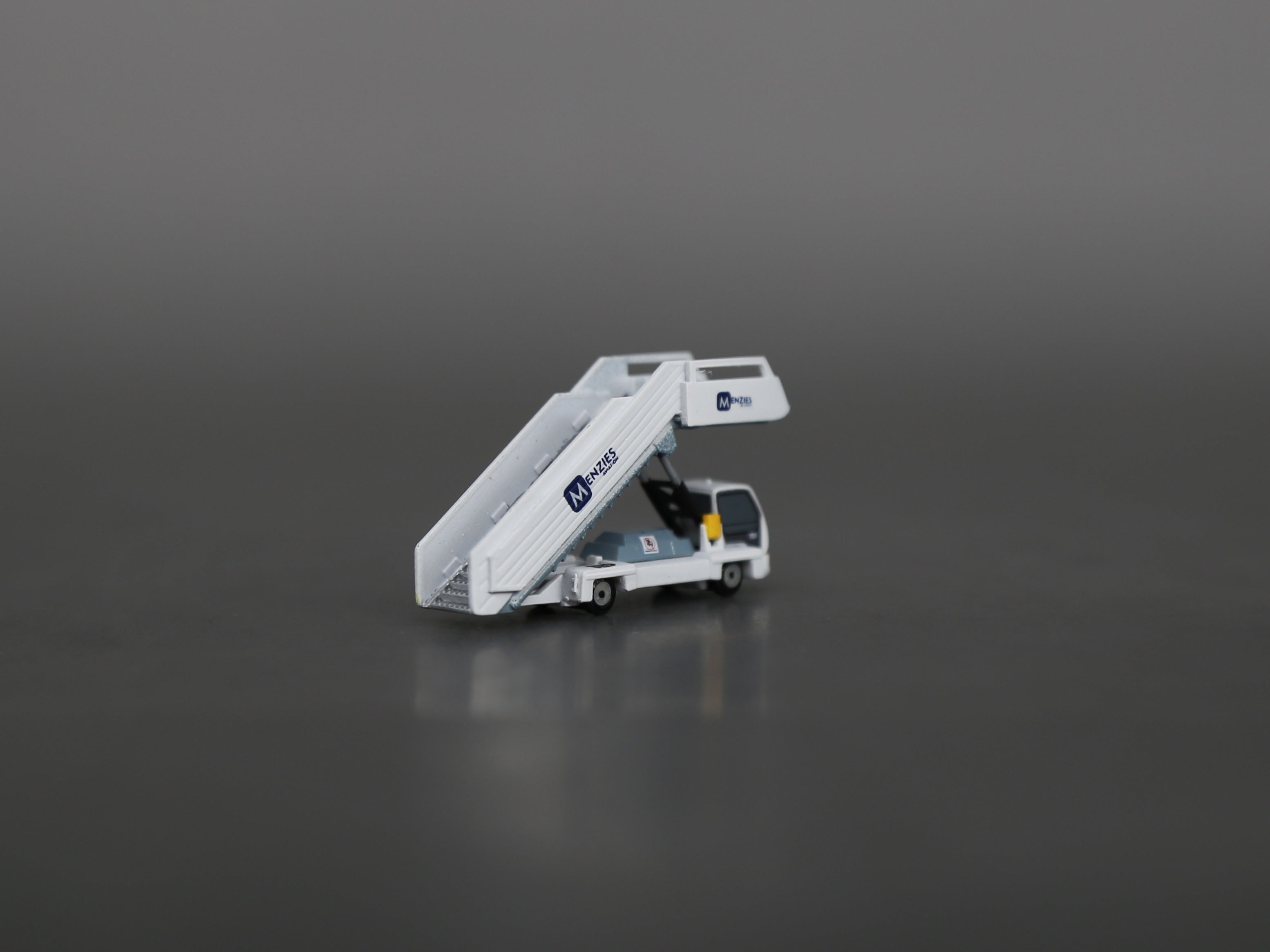 Scale 1:400/200/144 Menzies staircase truck handmaded printed Finished 3D Modeling car