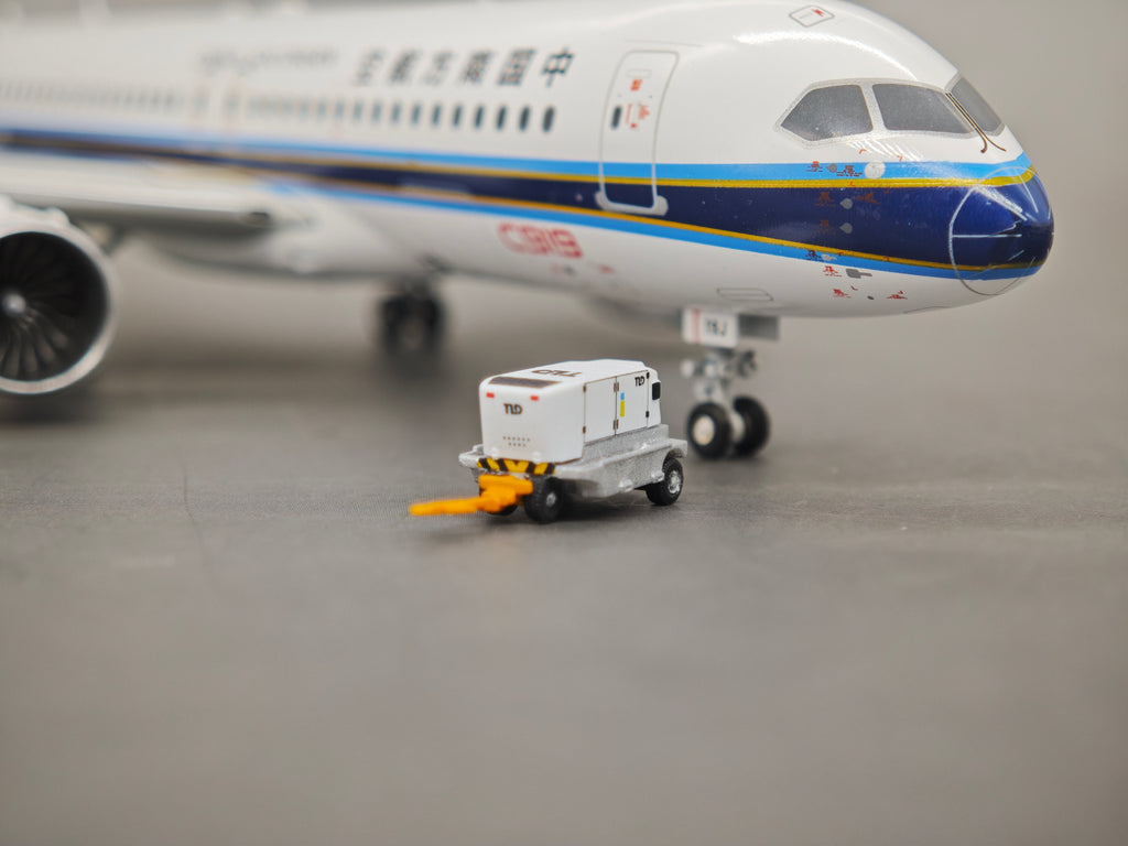 1/200 Airport  GPU-409 Ground Power Unit Car Finished Painted Printed 3D Model