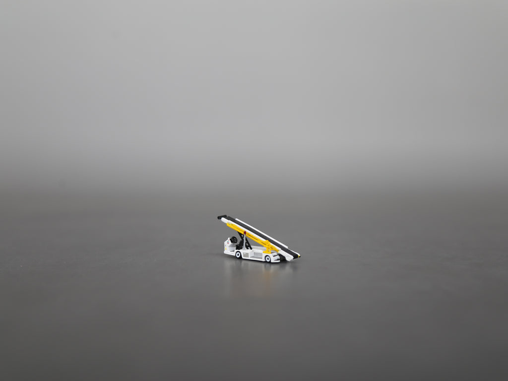 Scale 1/400- Swissport White TLD Belt Loader truck Finished Painted 3D Printed Model