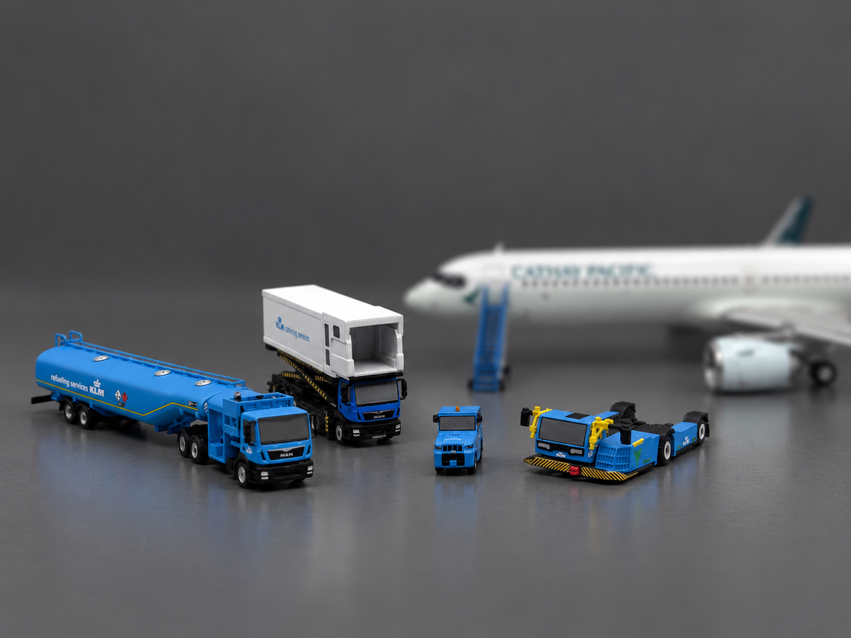 1:200 scale airport KLM Ground Support Set models 3D printed