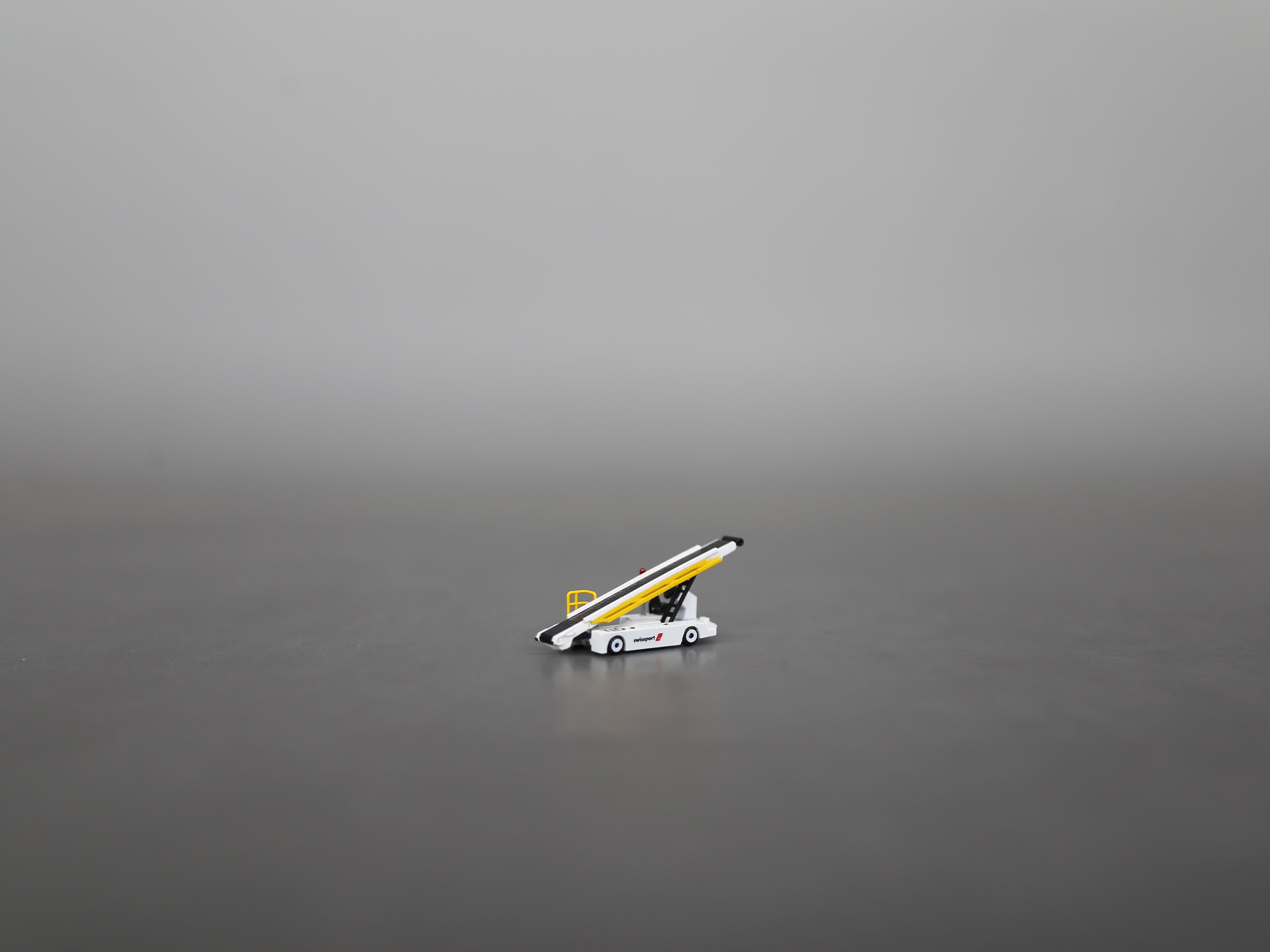 Scale 1/400- Swissport White TLD Belt Loader truck Finished Painted 3D Printed Model