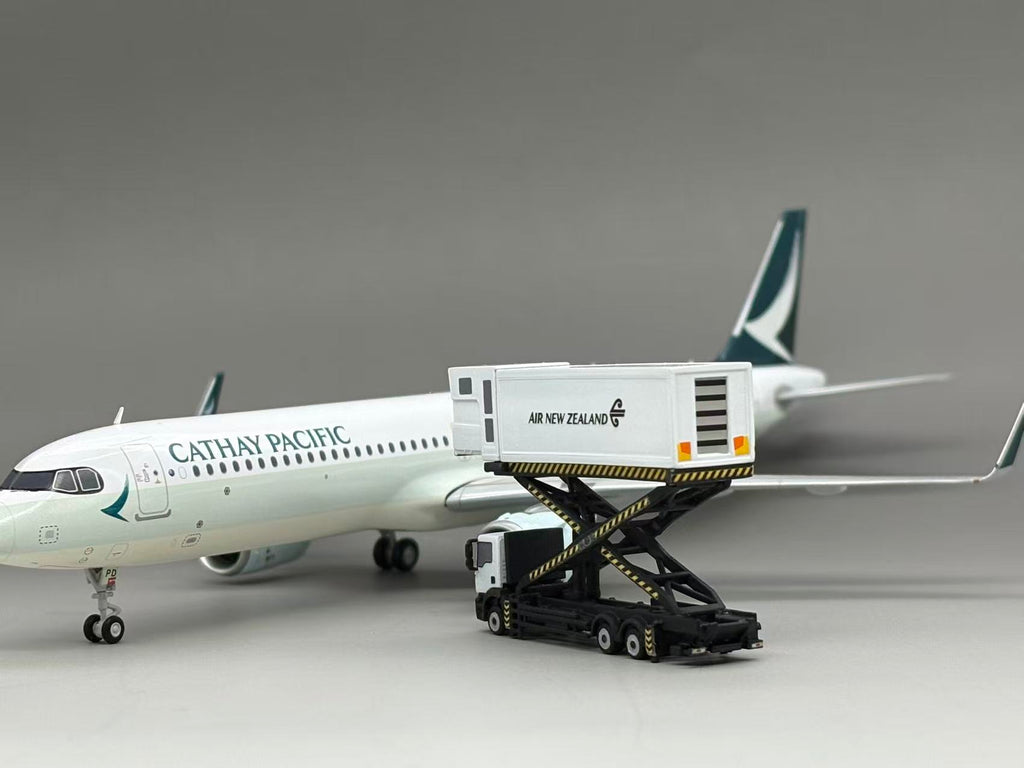 Scale 1:400/200 Airport Air New Zealand Catering truck printed Finished 3D Model car