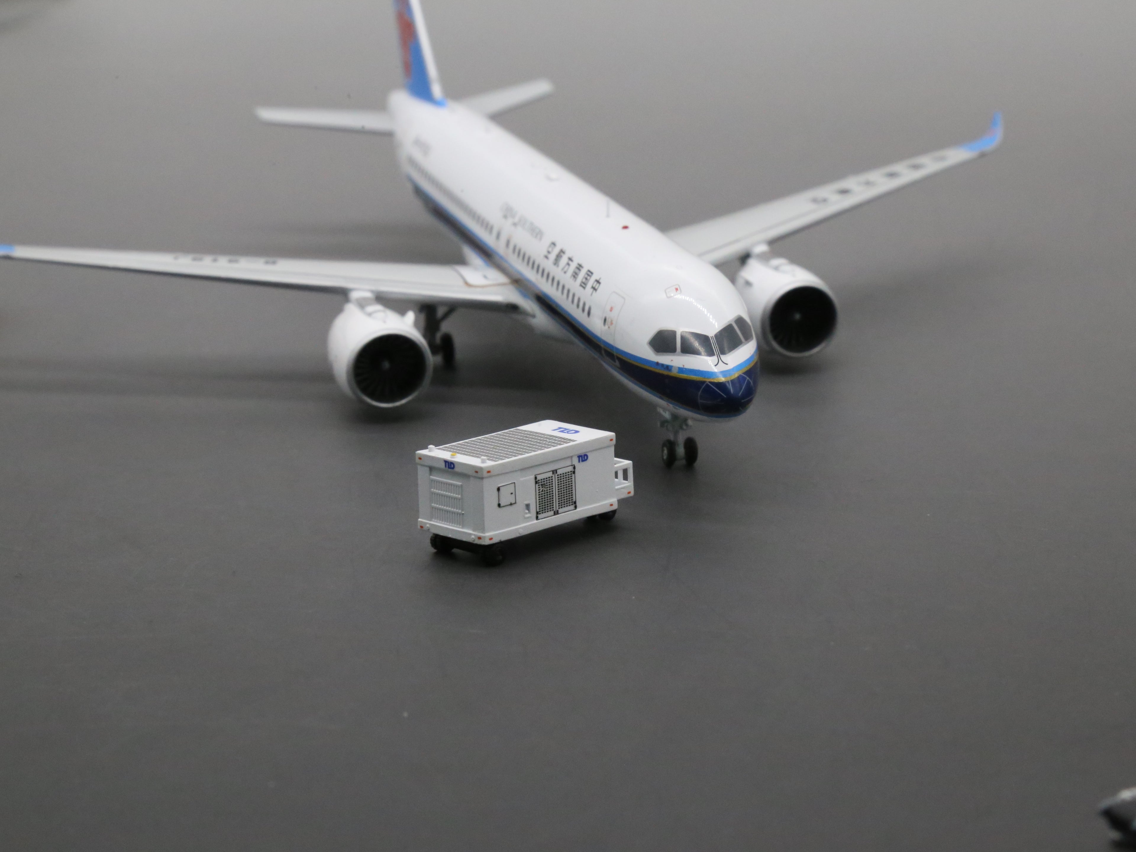 1/200 Airport TLD ACU-808 Air Conditioner Finished printed painted 3D Model car