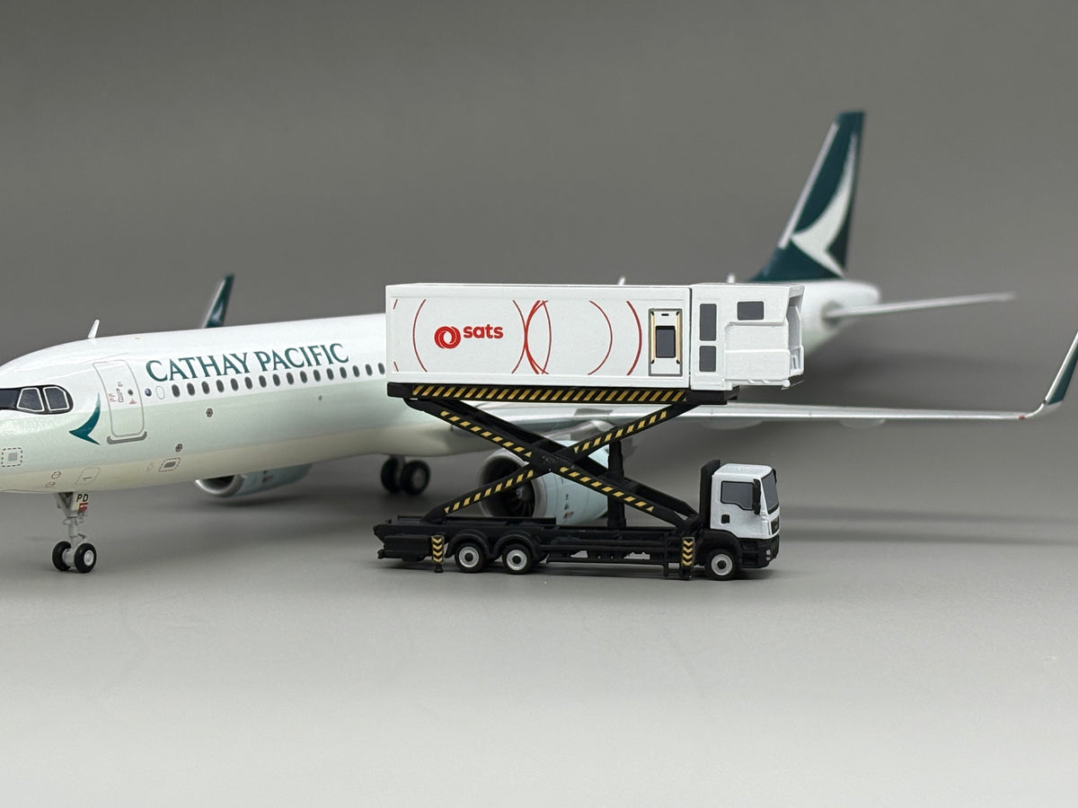 Scale 1:400/200 Airport SATS Catering truck printed Finished 3D Model car
