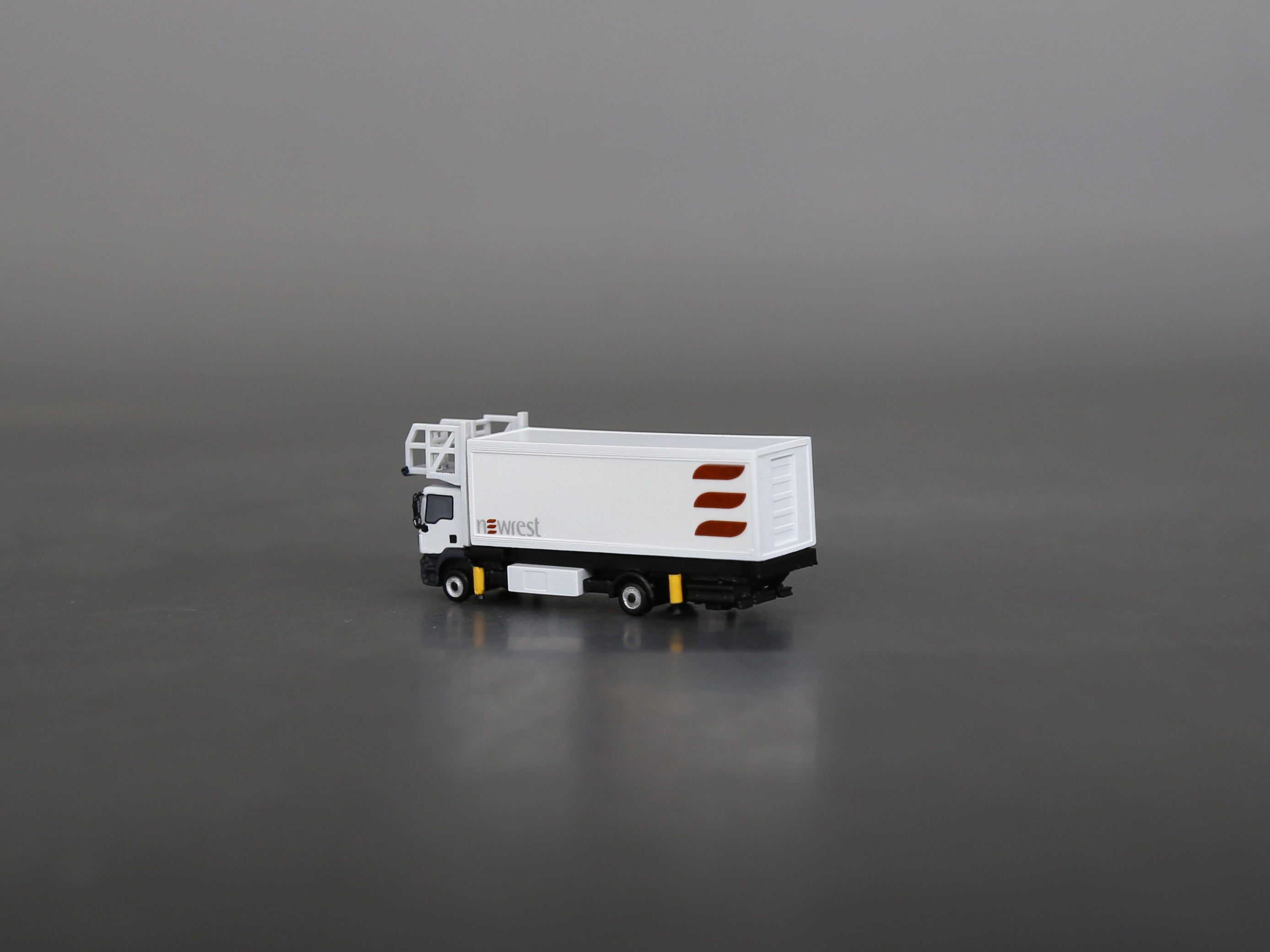 Scale 1:400/200 MAN single-axle Aircraft Newrest Catering truck printed Finished 3D Model