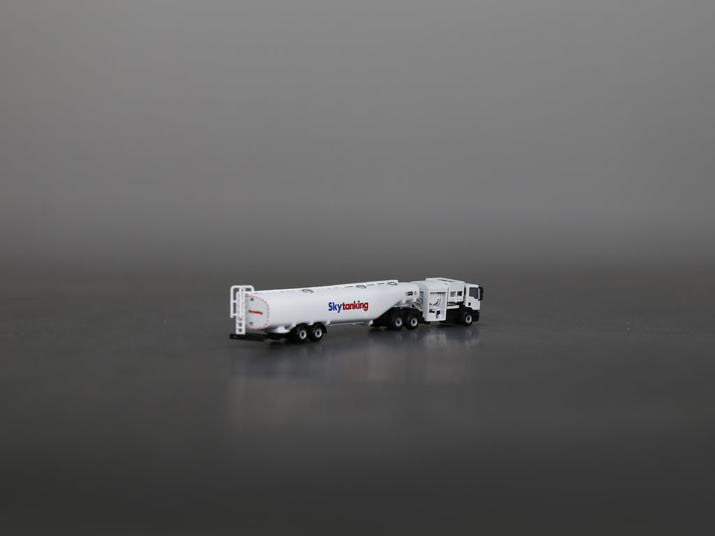 1/200 Aircraft Skytanking Gas Refueler Finished Printed 3D Model