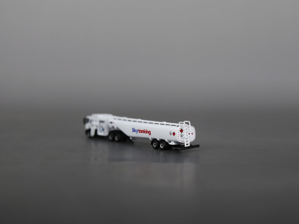 1/200 Aircraft Skytanking Gas Refueler Finished Printed 3D Model