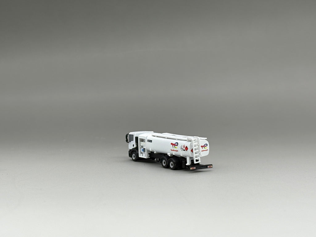 Scale 200 MAN single-axle Total energies Gas refueler truck GSE printed Finished 3D Model